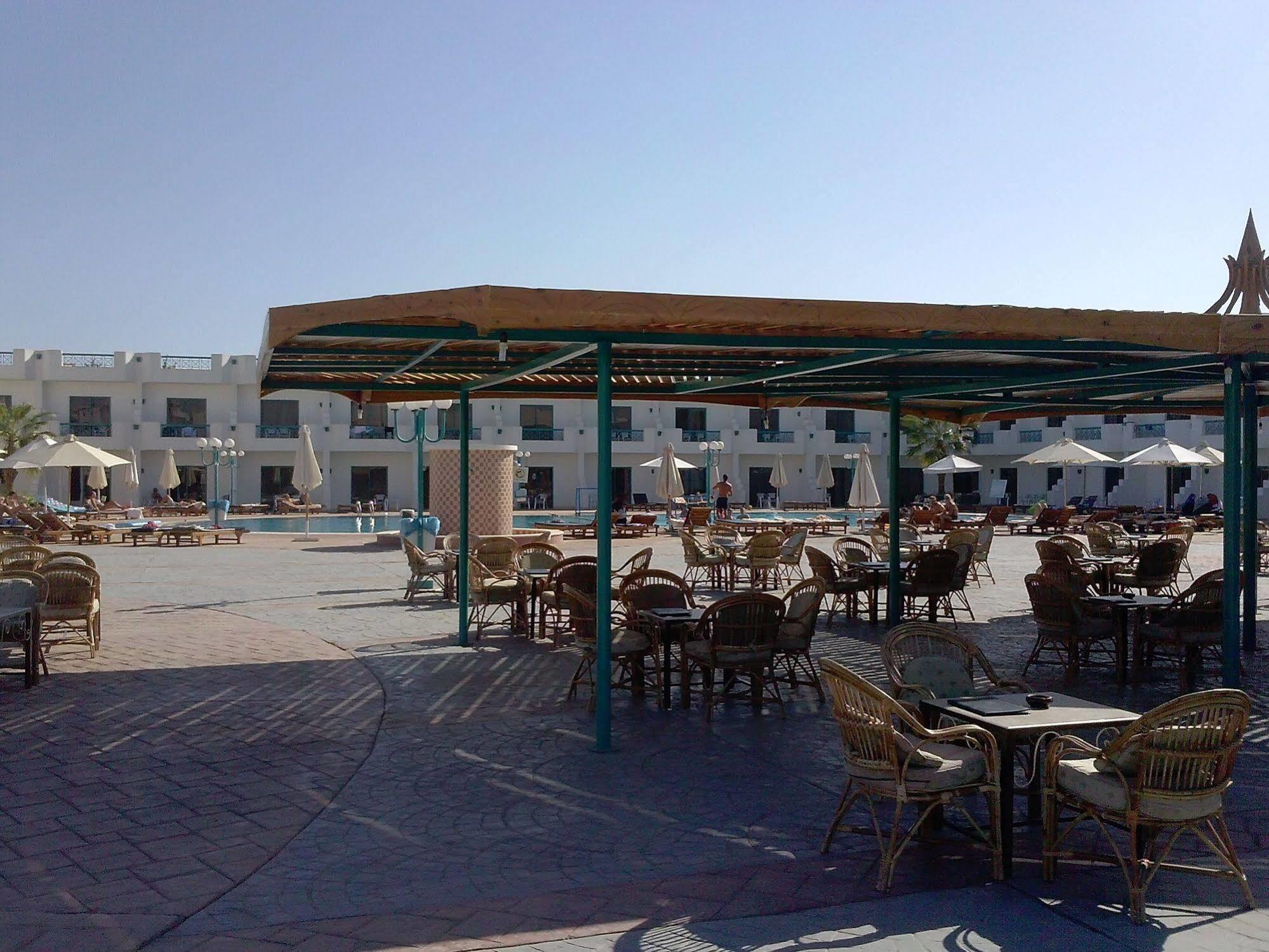 Sharm Cliff Resort Exterior photo
